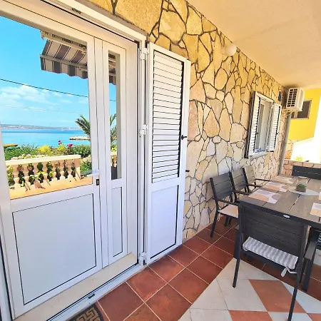 Beachfront 5br Victoria Ferienhaus *