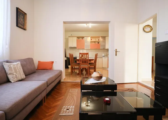 Beachfront 5br Victoria Ferienhaus *