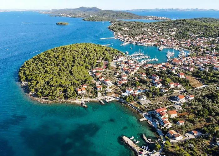 Beachfront 5br Victoria Ferienhaus *