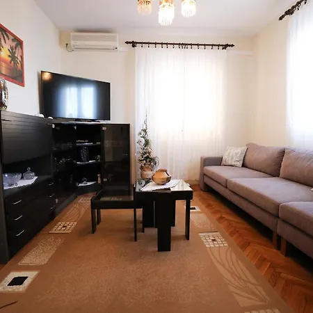 Beachfront 5br Victoria Vakantiehuis *