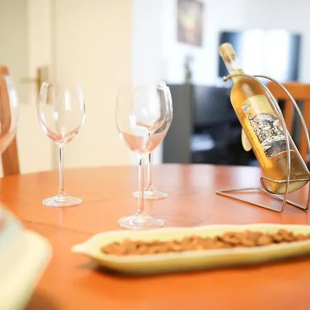 Vakantiehuis Beachfront 5br Victoria Kukljica